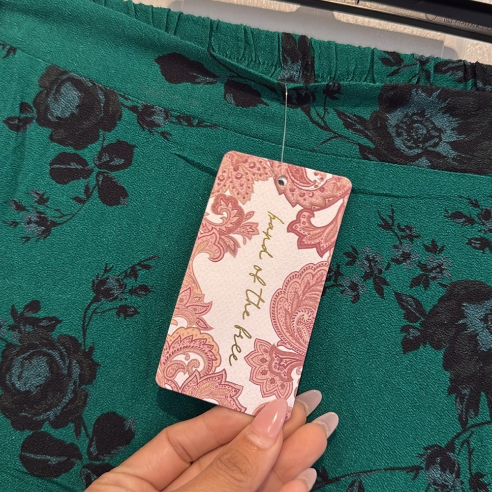 Band of the free ETTA EMERALD FLORAL MIDI SKIRT - Picture 8 of 12